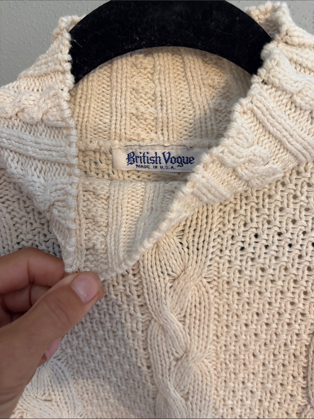 Vintage British Vogue Cream Cable Knit Women's Sweater, SZ Small-Medium
